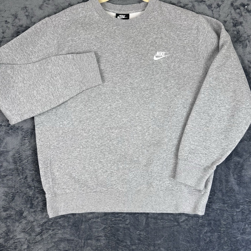 Nike Gray Hoodie Sweatshirt Pullover Athletic Size Medium Swoosh Logo Adult